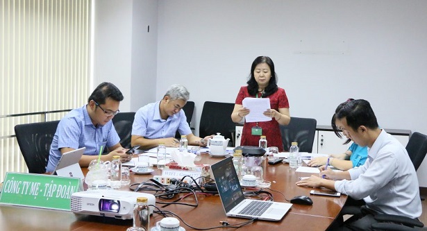 Quan tâm khen thưởng người lao động trực tiếp tại Lào và Campuchia