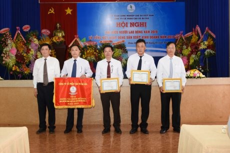 Tiền lương bình quân Cao su Bà Rịa đạt 8,4 triệu đồng/người/tháng