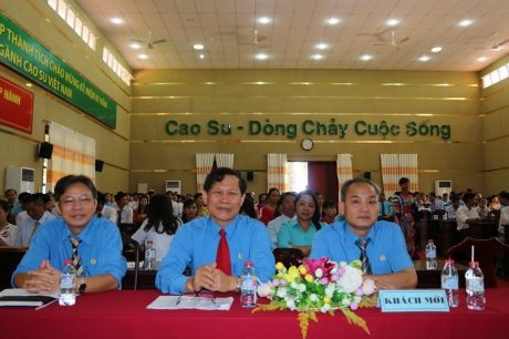 Cao su Đồng Phú tuyên dương 200 công nhân ưu tú