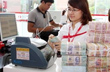 Các ngân hàng mở rộng tín dụng cho doanh nghiệp 