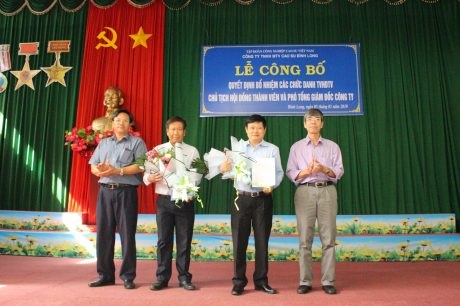 Ông Trần Hoàng Long giữ chức Chủ tịch HĐTV Cao su Bình Long