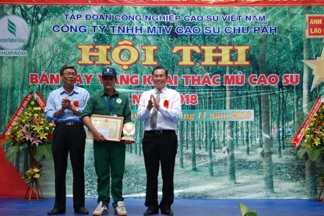 Võ Đình Văn đạt “Bàn tay vàng” Cao su Chư Păh